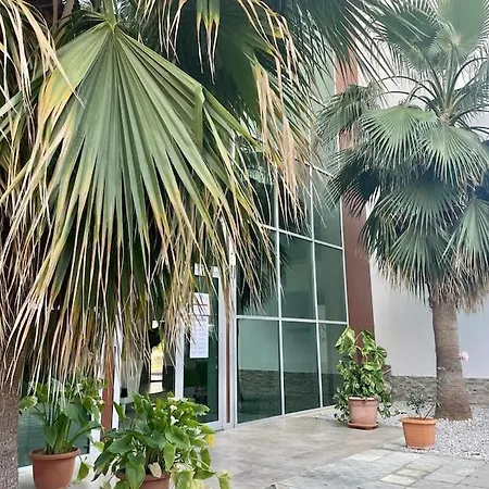 Modern Living By The Sea Apartamento